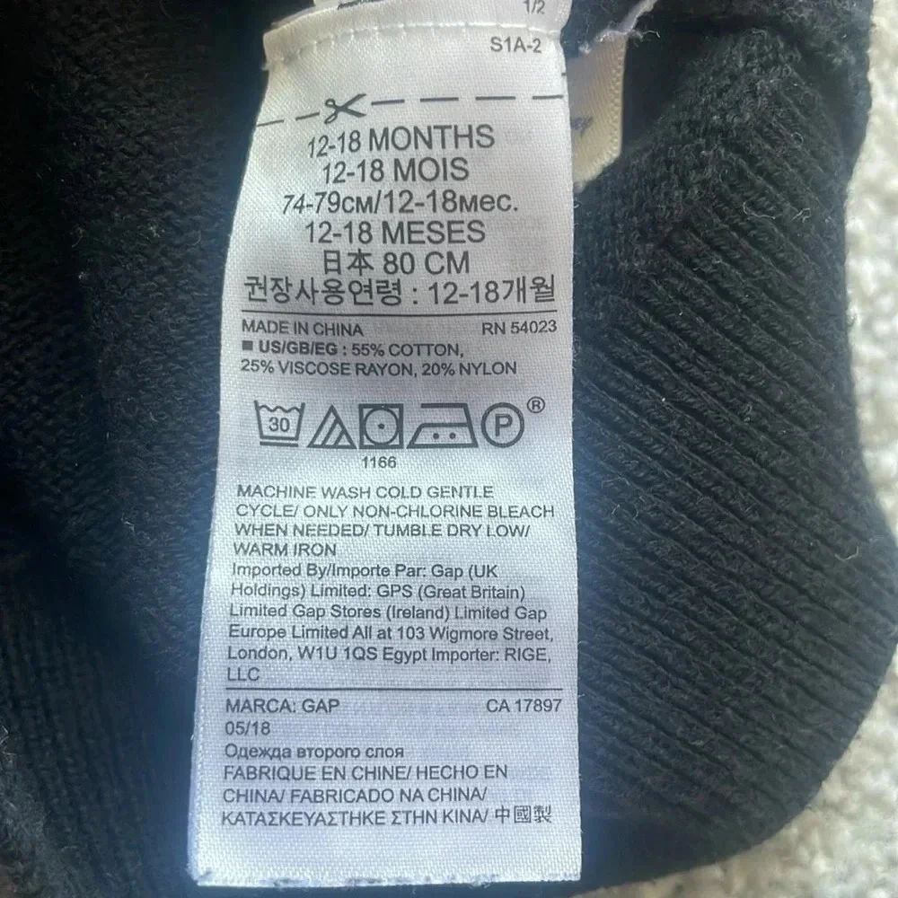 Baby Gap Disney collab 12-18 months Mickey Mouse sweater